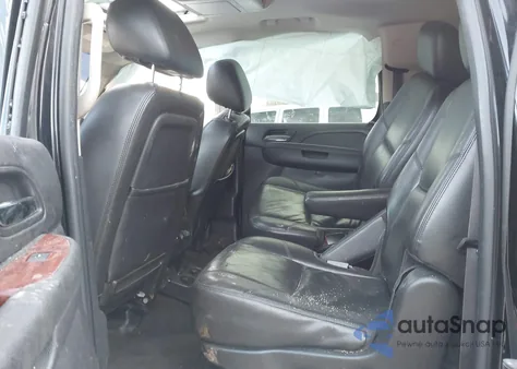 2011 Chevrolet Suburban 1500 Ltz z USA, uszkodzony, nr VIN 1GNSKKE35BR242306